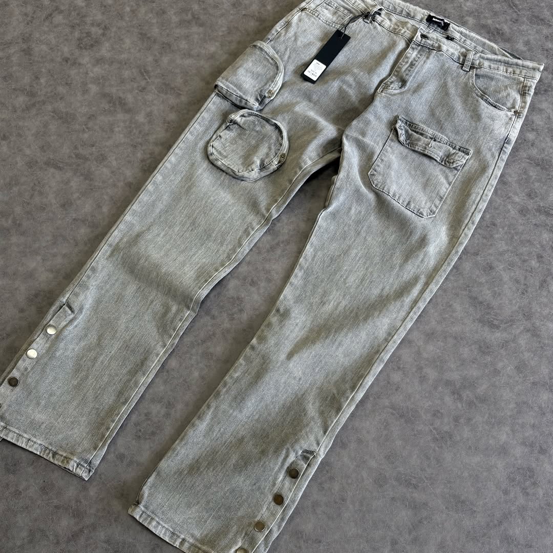 3D Pocket Slim Convertible Snap Flare Jeans