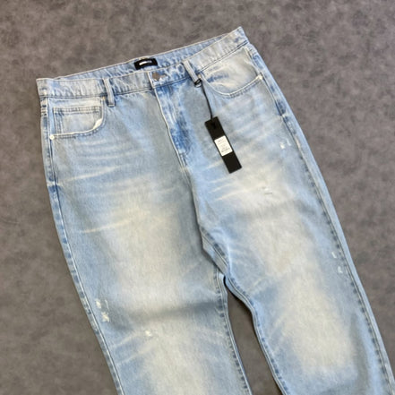 Classic Straight Fit Jeans