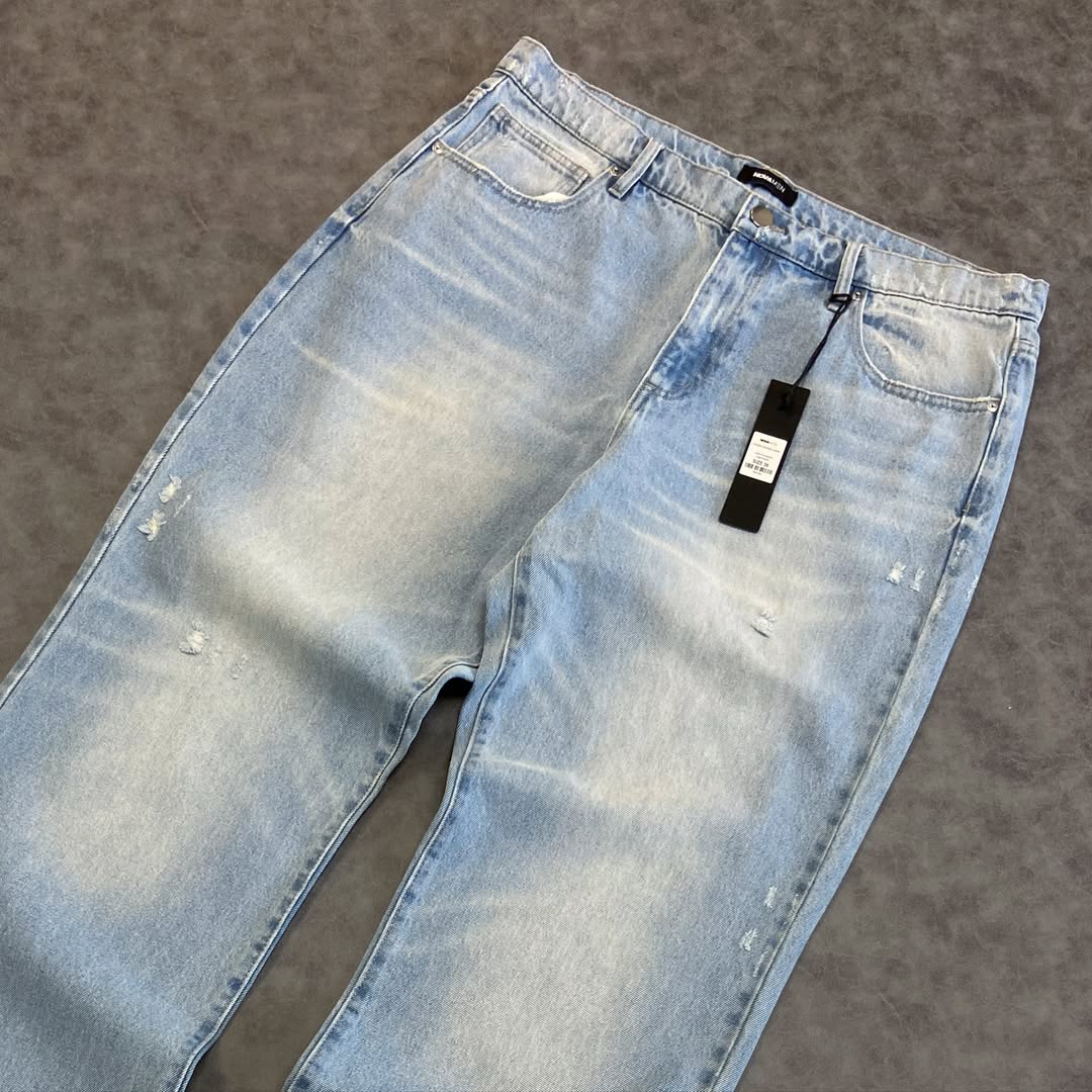 Classic Straight Fit Jeans