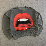 Long-Sleeved Shirt With Lip Print