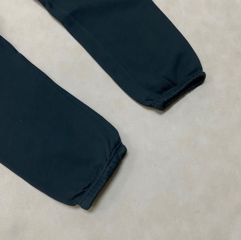 FEAR OF GOD ESSENTIALS SWEATPANTS (STRETCH LIMO)