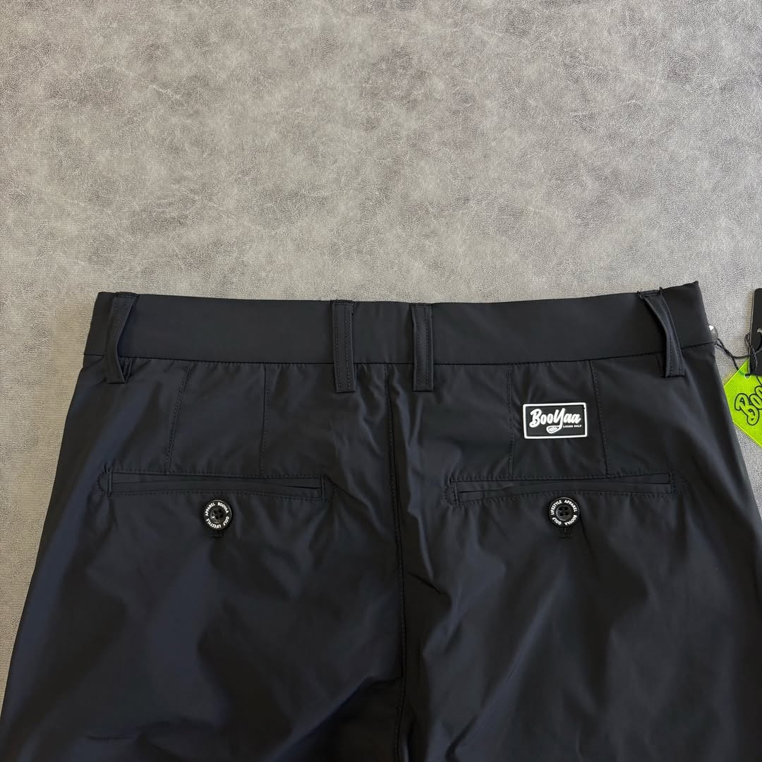 BOOYAA BIRDIE BREATHER - GOLF SHORTS - BLACK