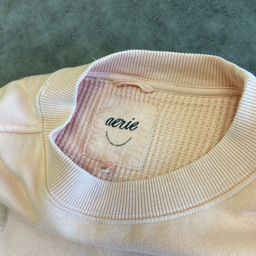 Arie Casual Rose Crewneck
