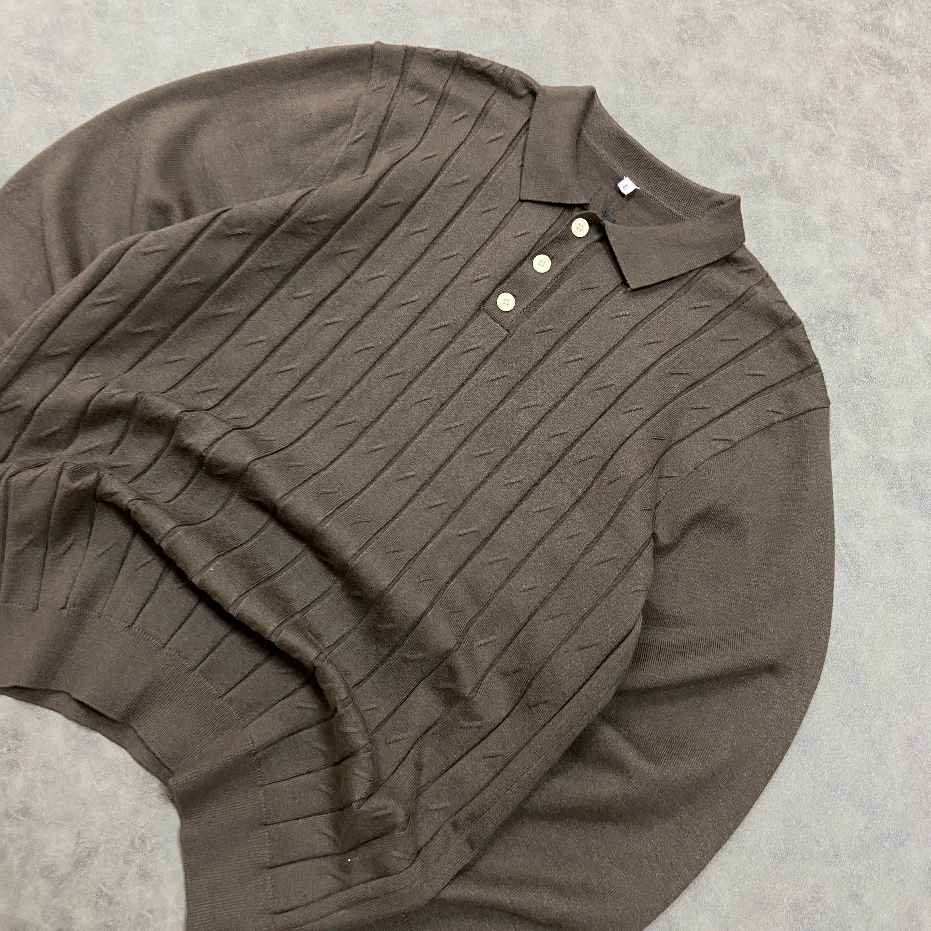 RIBBED KNITTED POLO SWEATER