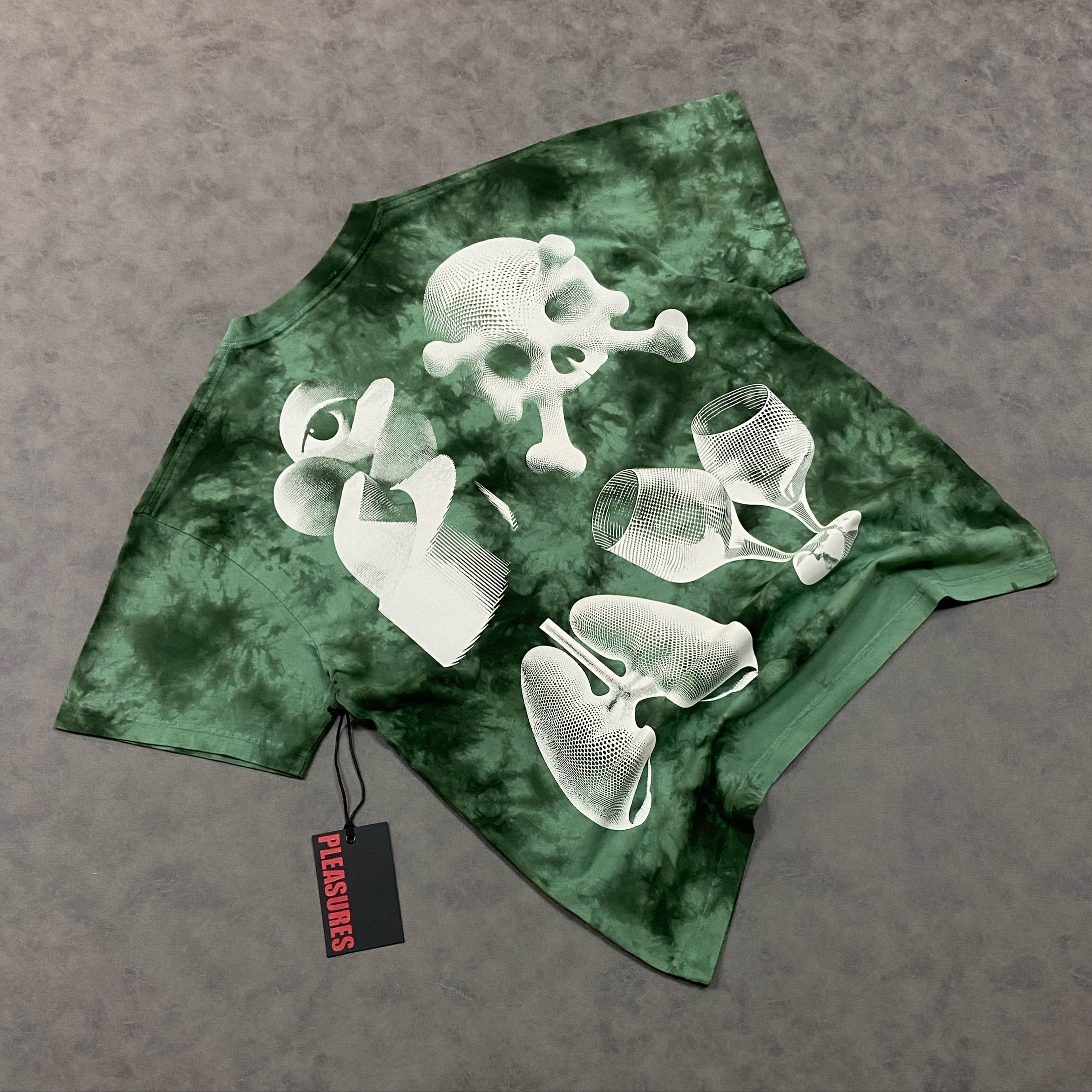 PLEASURES DISFUNCTION TEE ( GREENDYE)