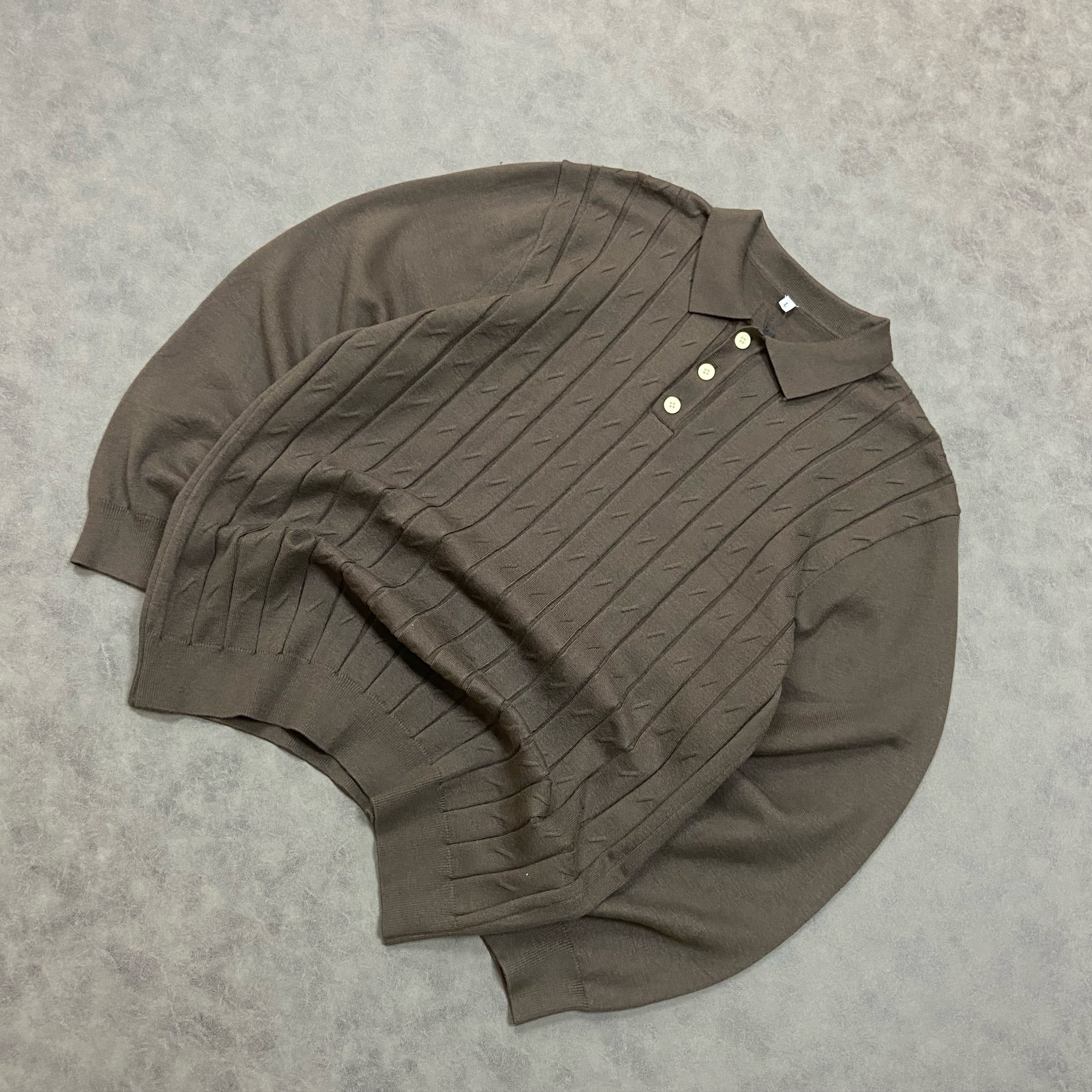 RIBBED KNITTED POLO SWEATER